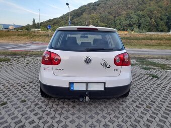 Volkswagen Golf 5 1.4 benzín 66kw Rok Vyroby 2005 - 5
