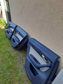 Tapacire Audi a6 c6 fl alcantara - 5