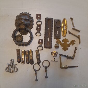 Stare kluce. zamky. - 5