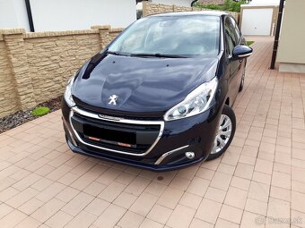 Peugeot 208 - 5