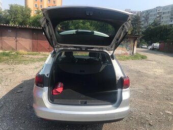 Opel Astra Sport Tourer diesel - 5