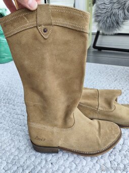 Dámske.kozene čižmy značka Lewis veľkosť 39 - 5