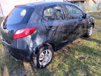 Predám mazda 2  1.5benzin 5dver. - 5