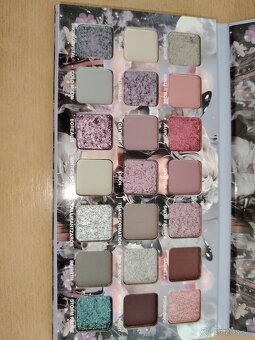 Paleta očných tieňov - 5