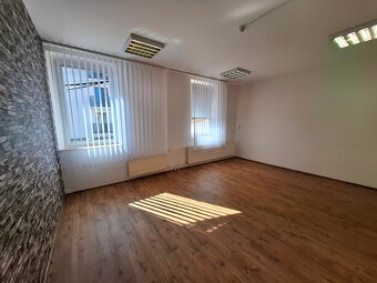 Kancelária do prenájmu Nitra, centrum, 27 m2 - 5