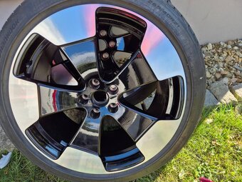 Nová letní kola Volkswagen ID Buzz R21 - 5
