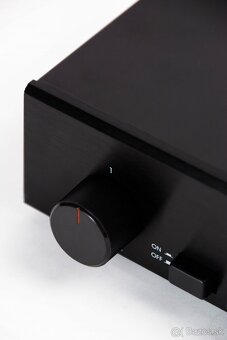 FONESTAR CB-400V / multiprepínač zosilňovačov a reprosústav - 5