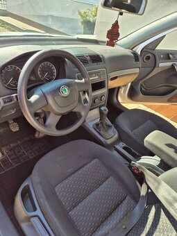 Octavia 2 facelift - 5