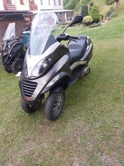 PIAGGIO MP3, 250 - 5