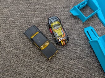 Hot Wheels Stunt Box Dráha Track Builder - 5