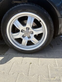 Audi A4B7 combi - 5