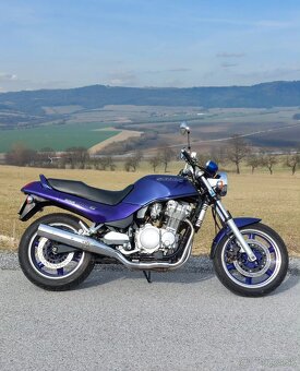 Suzuki GSX1100G - 5