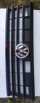 VW Touareg III Touareg 3 RLine maska chladiča cierna 760 - 5