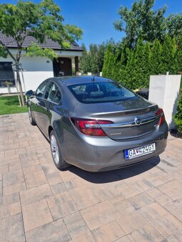 OPEL Insignia 1.6 TDI - 5