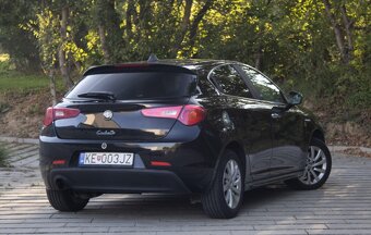 Alfa Romeo Giulietta (2015) - 5