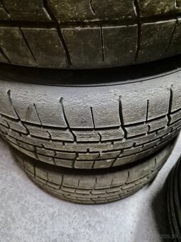 Mokry semislick 195/50 15 - 5
