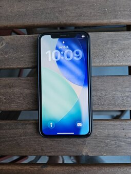 iPhone 11 Pro  64GB - 5