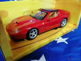Automodel Ferrari  Superamerica1:18 - 5