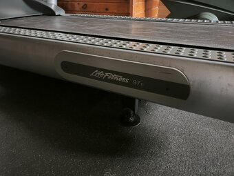 Profesionálny bežecký pás Life Fitness 97Ti - 5
