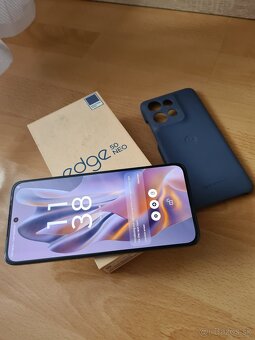 Moto Edge 50 neo, 8 /256 GB - 5