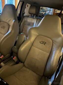 Predám komplet OEM interiér z VW Golf R32 Mk4 – 5-dver. - 5