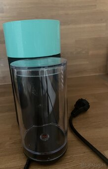 Predám takmer nepoužívaný Nespresso Delungo kávovar - 5