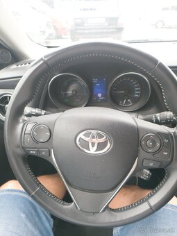 Toyota Auris 1.8 VVT-i Hybrid - 5