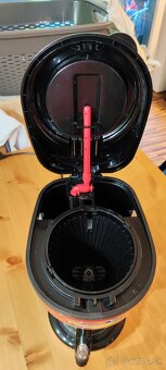 Prekvapkávací kávovar Russell Hobbs 21700 - 5