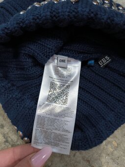 Dámska čiapka s kamienkami Guess - 5