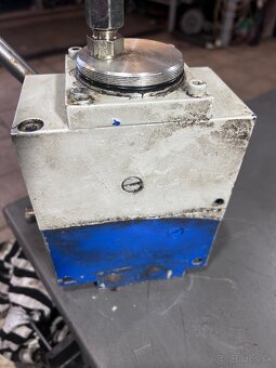 Ručná hydraulická pumpa - 5