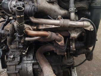 1.9 TDI 85KW AUY motor - 5