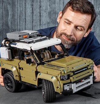 Predam LEGO Technic 42110 Land Rover Defender - 5