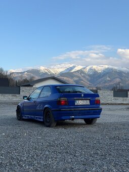 BMW e36 318tds compact - 5