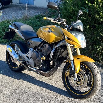 Honda Hornet 600 - 5
