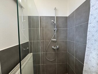 Predaj komerčného priestoru 160,99 m² - 5
