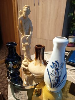 vazičky 10ks plus soška - 5