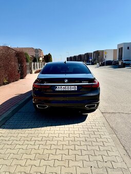 BMW Rad 7 740D Xdrive A/T - 5