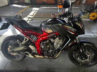 Honda CB650 f - 5