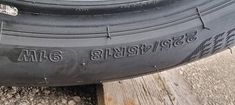 Letne pneumatiky Bridgestone 225/45R18 - 5