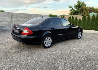 MERCEDES-BENZ E TRIEDA SEDAN 220 CDI ELEGANCE - 5