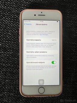 Apple iPhone 7 32 GB + originál ochranný kryt - 5