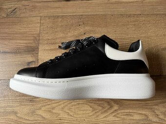 Alexander McQueen oversized sneakers, EU 42, čisto nové - 5
