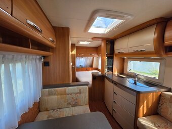 Obytny prives Hobby 540 KMFE - solarny panel, mover - 5