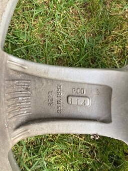 Pneu 235/55/18 Freelander - 5