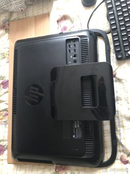 Predám plne funkčný kompaktný počítač HP Pro 3520 - 5