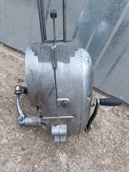 Polomotor Jawa 555 po GO - 5