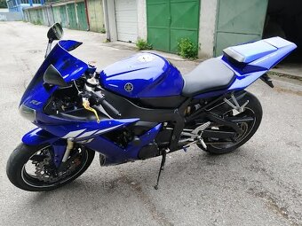 Predam Yamaha R1 - 5