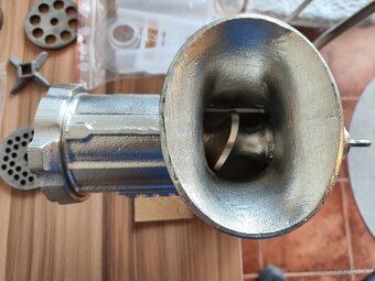 Mlynček na mäso Porket 10 - 5