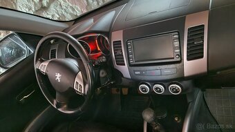 Peugeot 4007 - 5