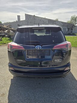 Toyota RAV4 Hybrid - 5